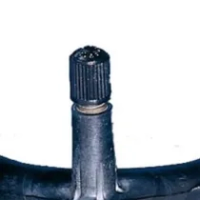 CST Schlauch 215/65 - 15,Ventil TR13